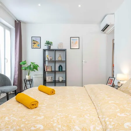 Modern And Elegant, Air-conditioned, Centre - Hdp2 Apartament *