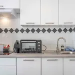 Modern And Elegant, Air-conditioned, Centre - Hdp2 Appartamento *