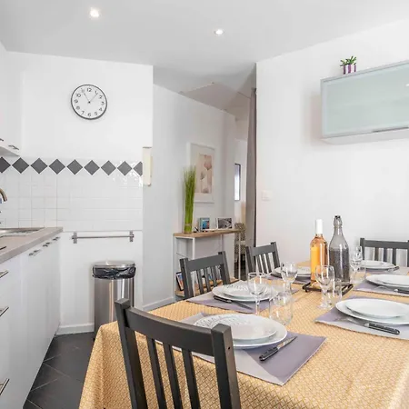 Διαμέρισμα Modern And Elegant, Air-conditioned, Centre - Hdp2