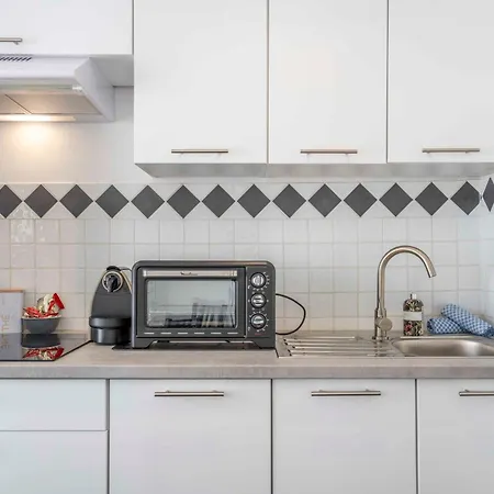 Modern And Elegant, Air-conditioned, Centre - Hdp2 Διαμέρισμα *